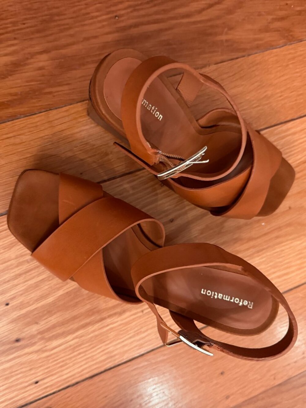 Reformation platform heels - Picture 2 of 3